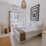 Hercules Luxury Living ナウサ
