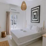 Hercules Luxury Living アパートホテル