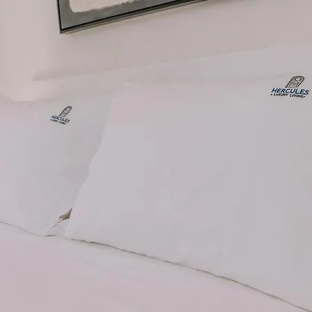 מלון דירות Hercules Luxury Living