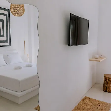 Hercules Luxury Living Aparthotel Naousa (Paros)