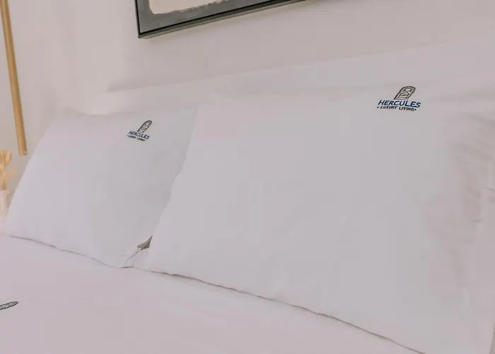 מלון דירות Hercules Luxury Living