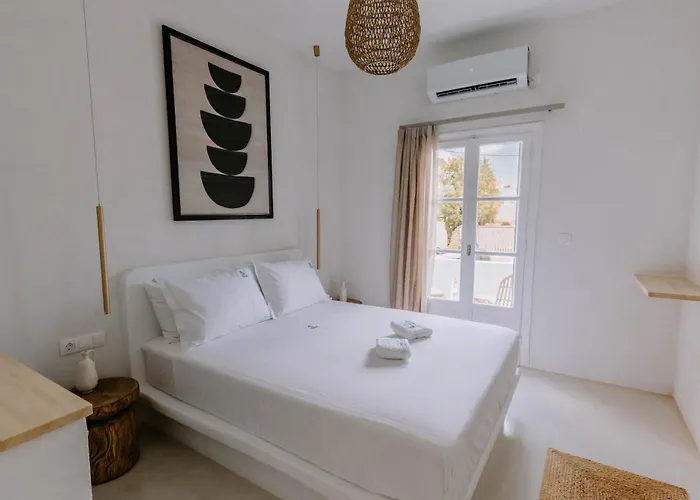 מלון דירות Hercules Luxury Living נאוסה